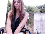 Doce Adolescente Andreza Dedilha Buceta na Frente da Casa 💦🔥